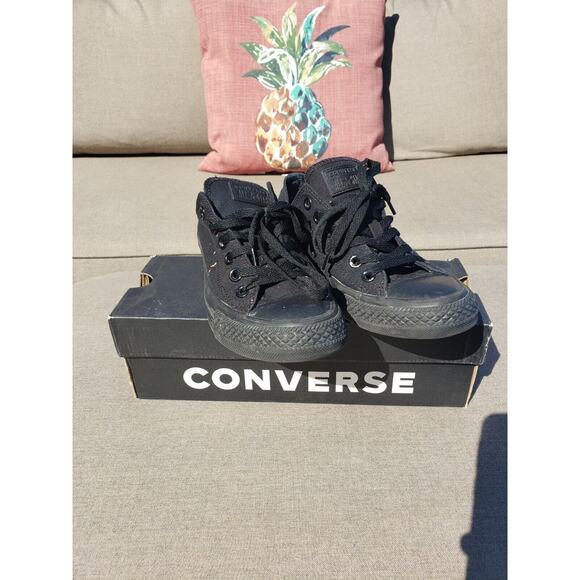 Converse All Star Chuck Taylor Canvas Shoes Low Top MENS-4.5 WOMENS-6.5 - Picture 1 of 11